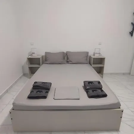 Mia Casa Naousa (Paros)